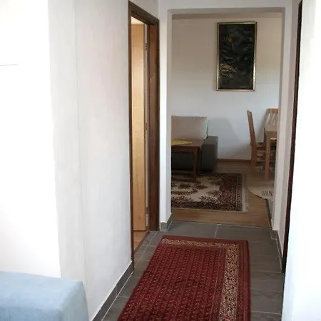 App Dzafic * Vrh (Krk)